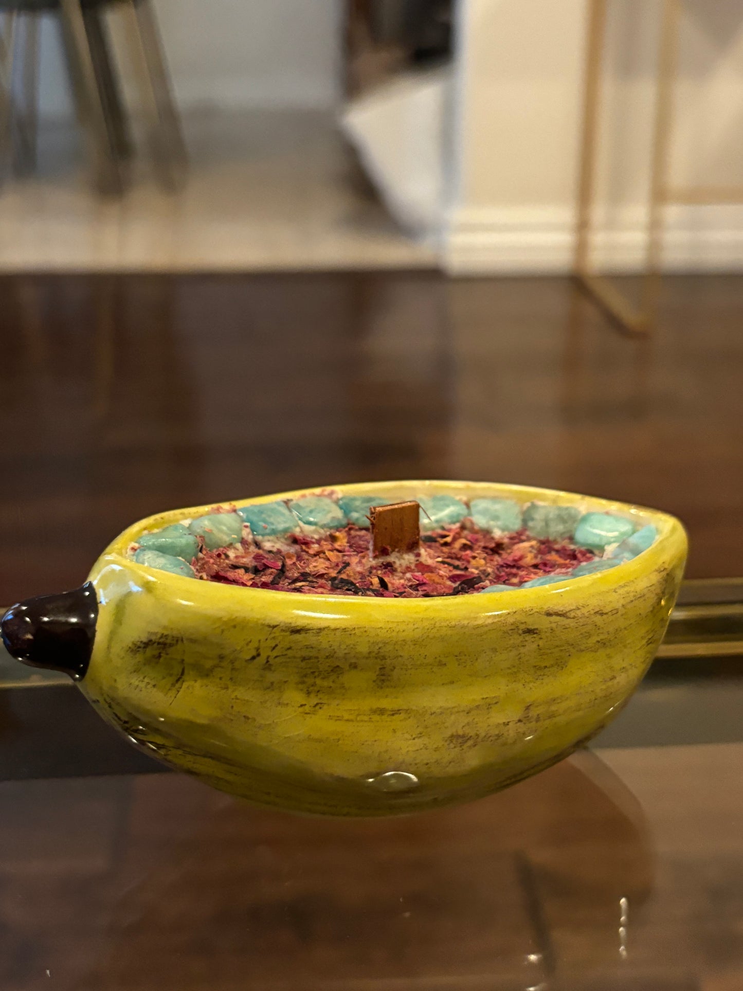 Cacao pottery candle