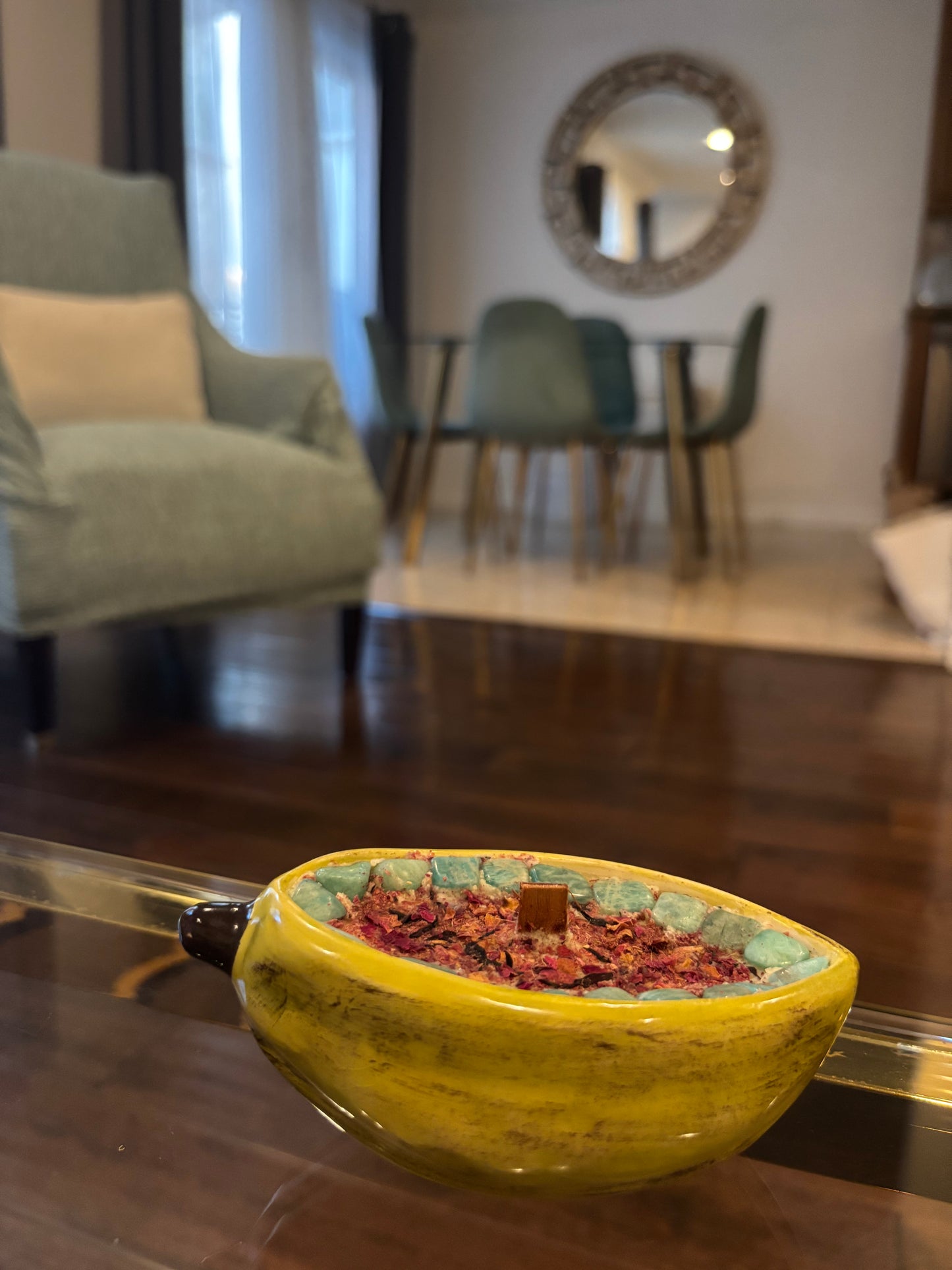 Cacao pottery candle