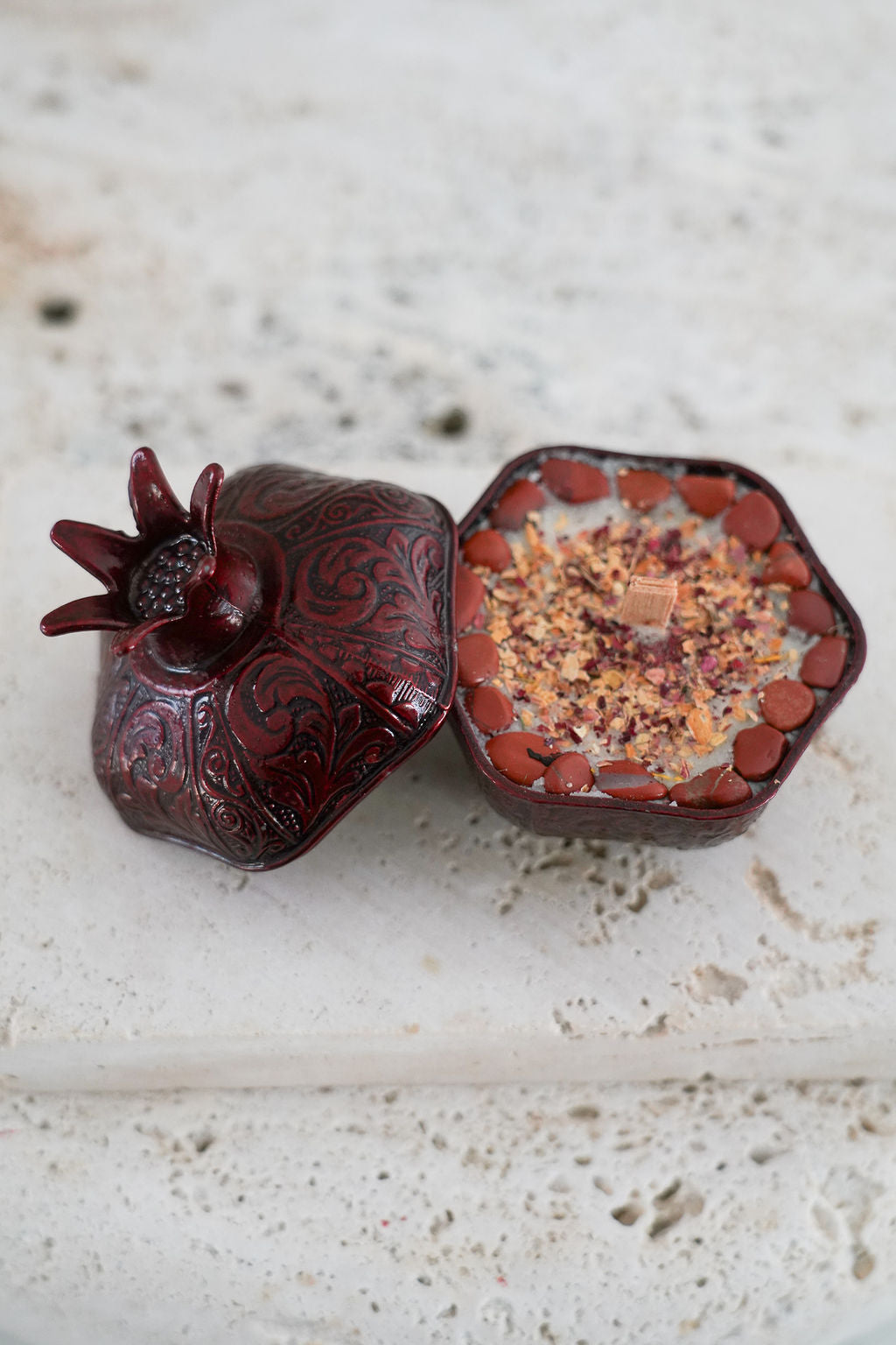 Large pomegranate candle